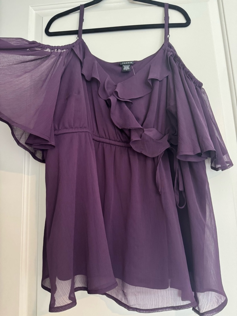 NWT Torrid Purple Chiffon Babydoll  Cold Shoulder Top Size 3x (22-24)